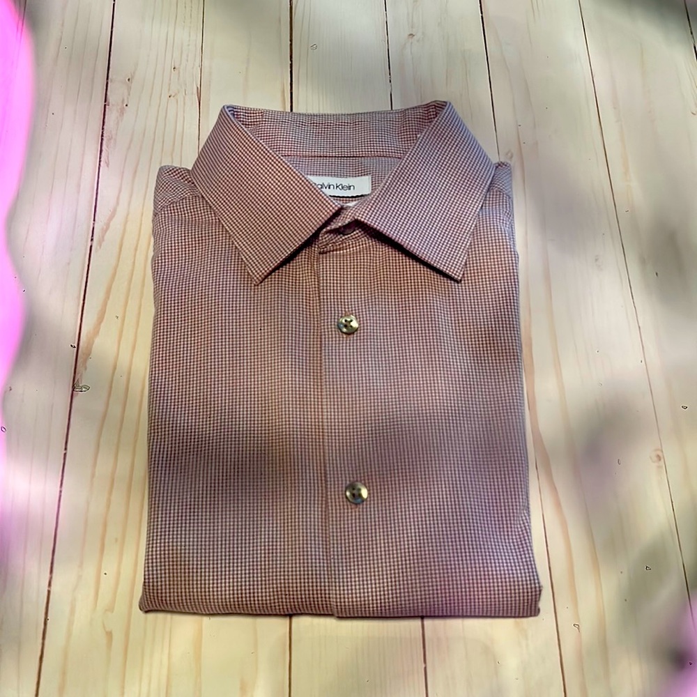 Calvin Klein. Size M